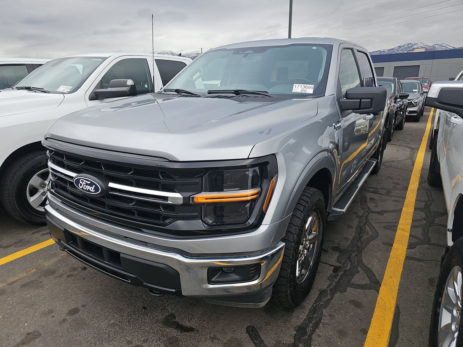 2024 Ford F-150 XLT AWD