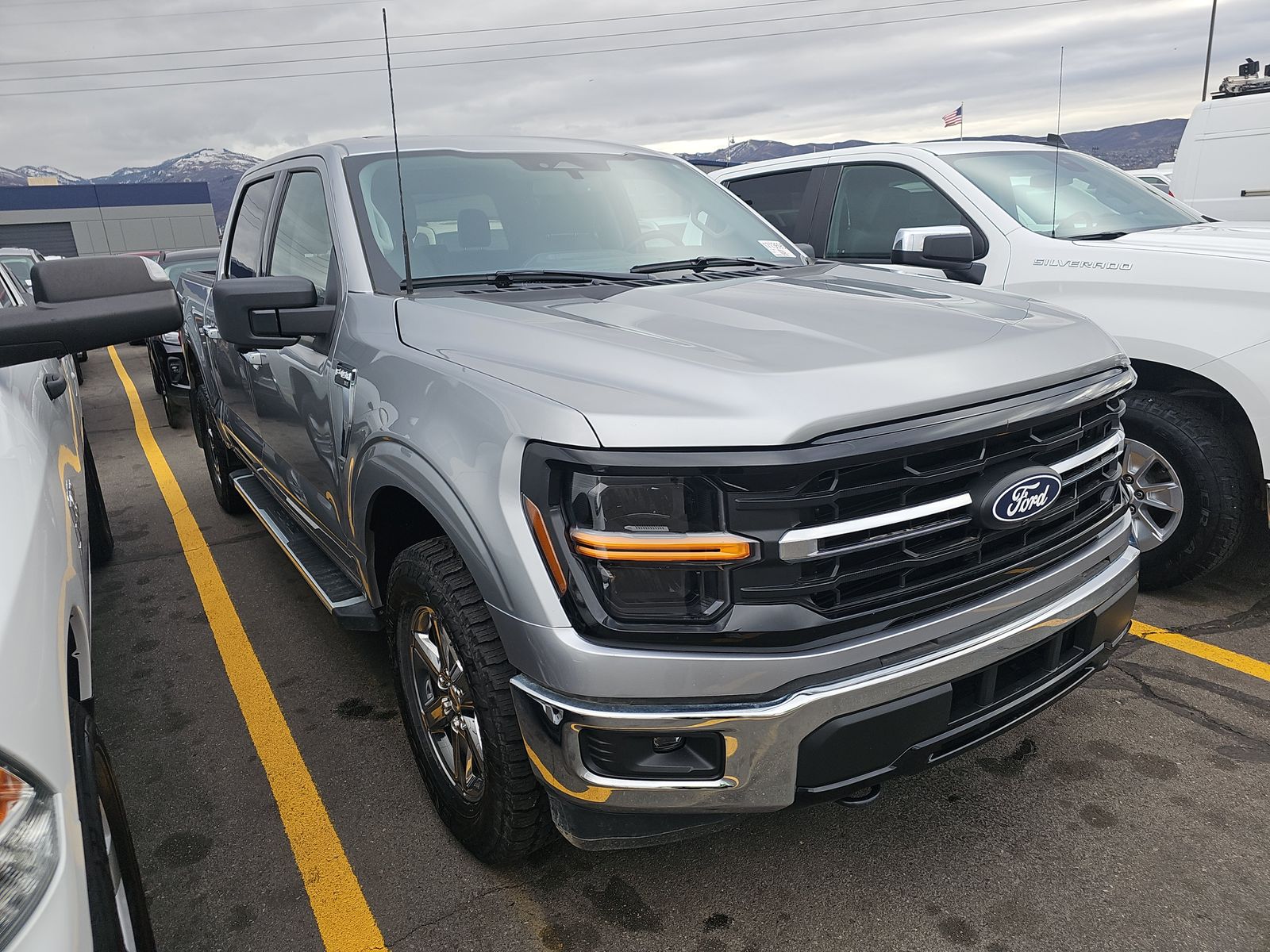 2024 Ford F-150 XLT AWD