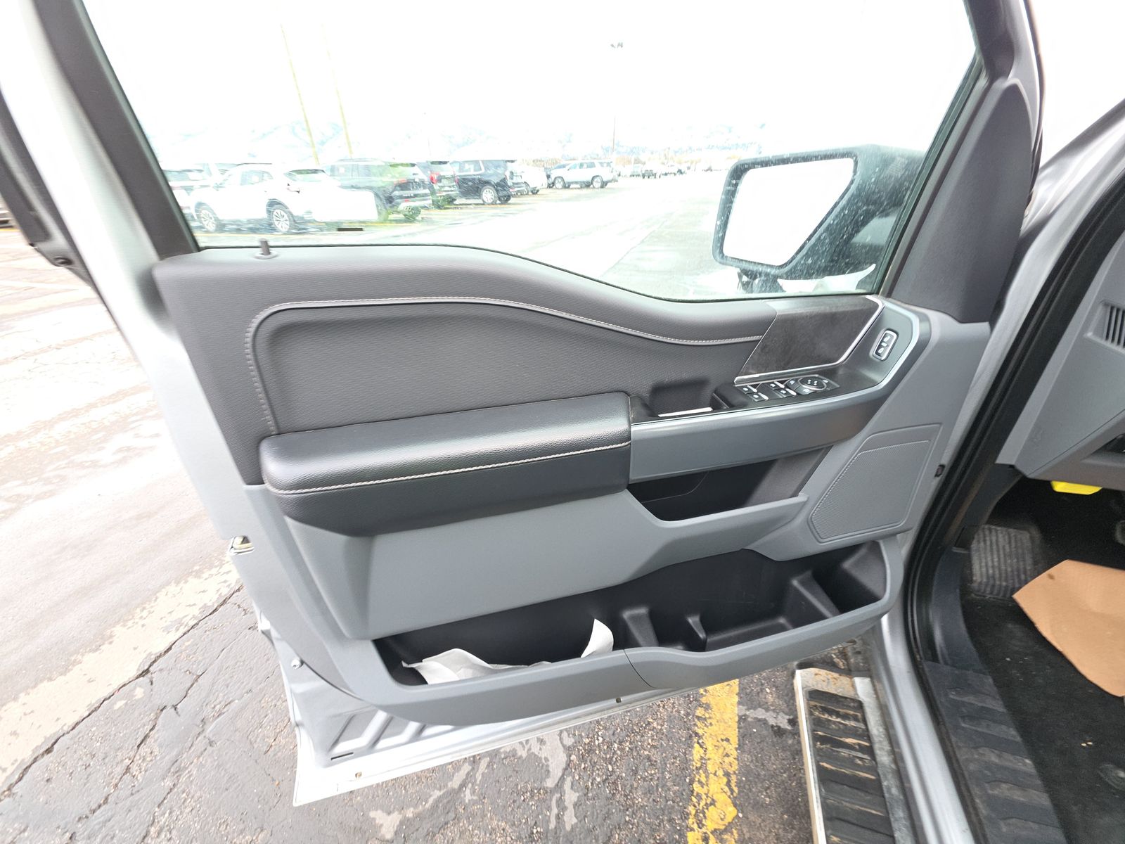 2024 Ford F-150 XLT AWD