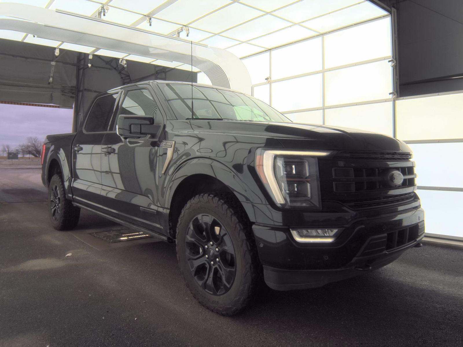 2022 Ford F-150 Hybrid Platinum AWD