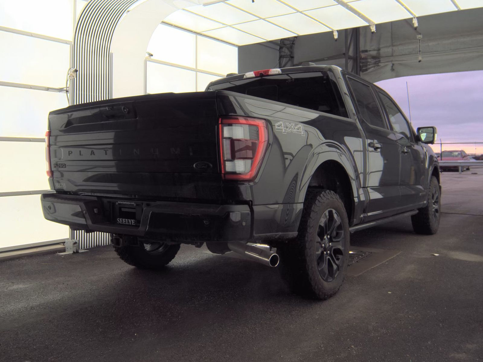 2022 Ford F-150 Hybrid Platinum AWD