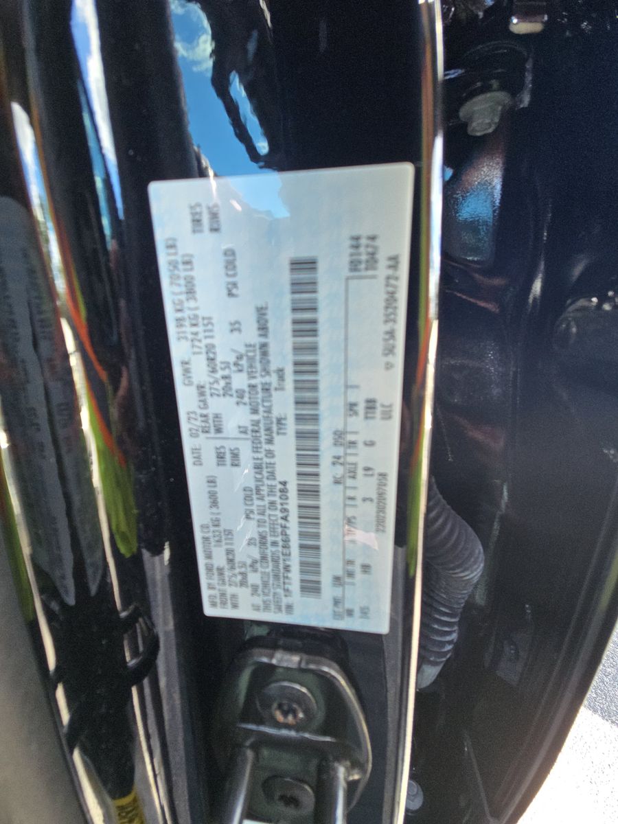 2023 Ford F-150 Lariat AWD