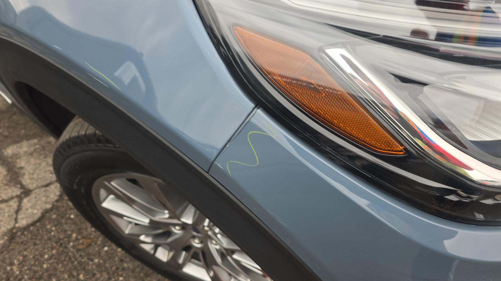 2025 Ford Explorer Active AWD