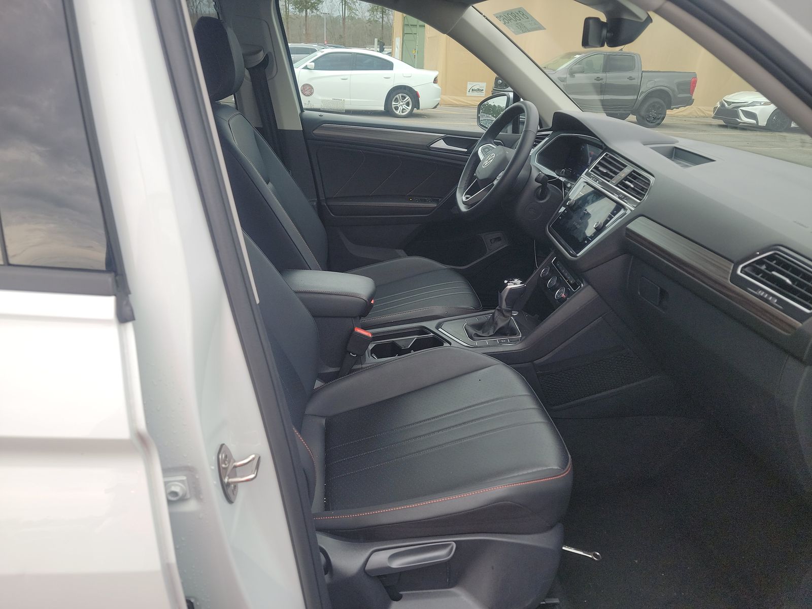 2024 Volkswagen Tiguan 2.0T Wolfsburg Edition FWD