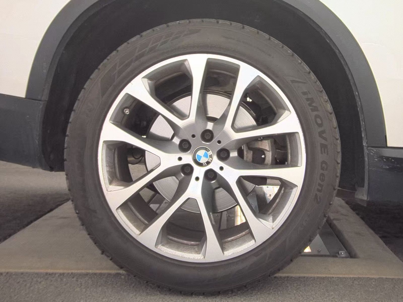 2024 BMW X5 xDrive40i AWD