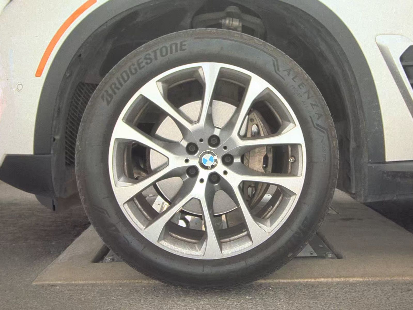 2024 BMW X5 xDrive40i AWD