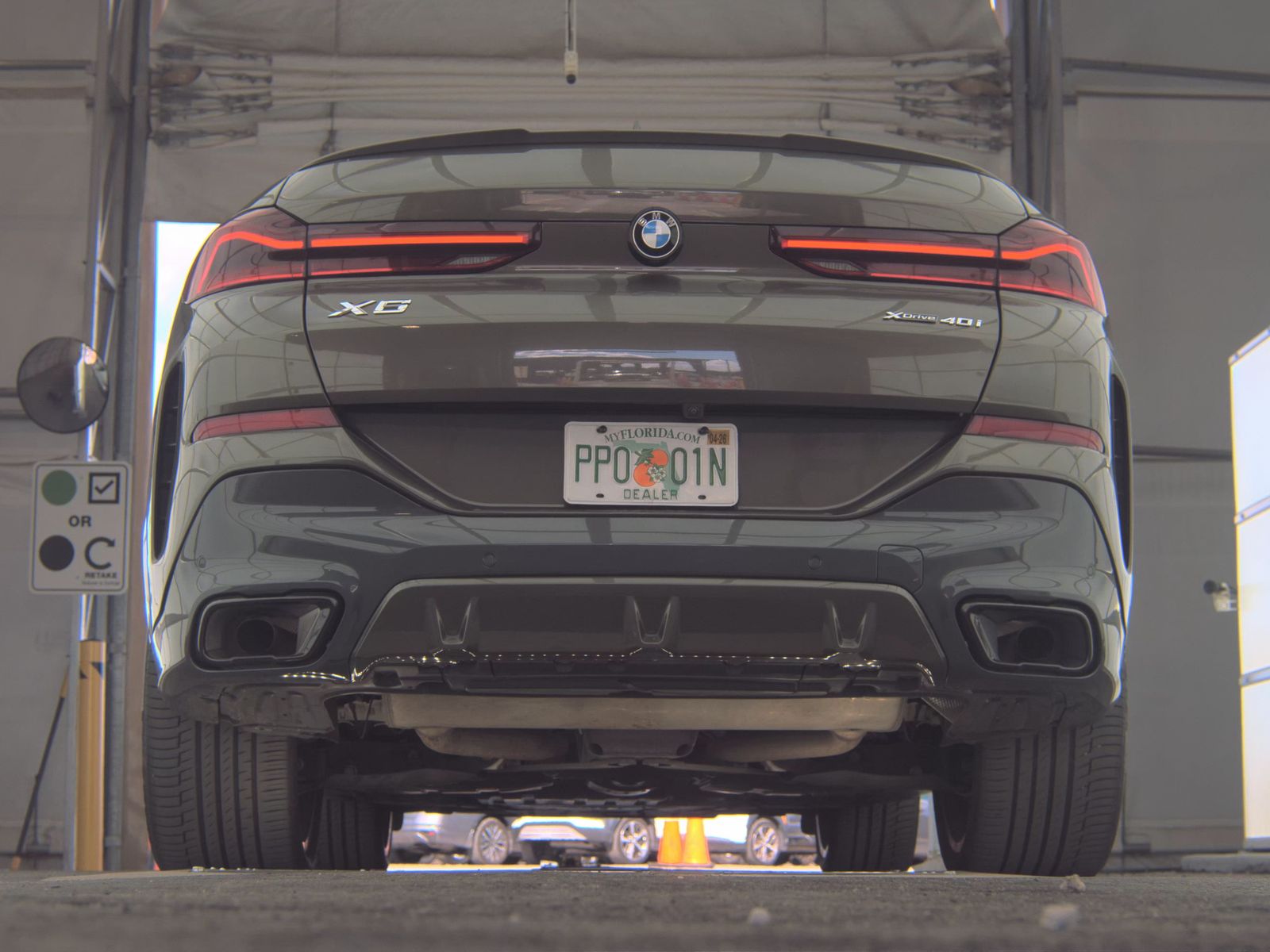 2022 BMW X6 xDrive40i AWD