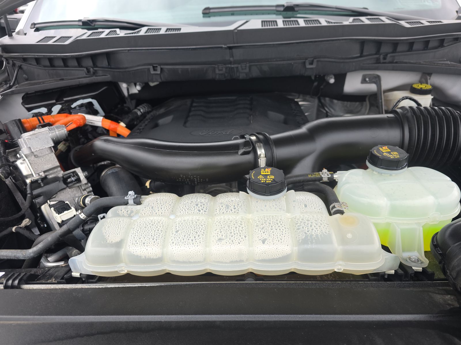 2023 Ford F-150 Hybrid XLT AWD