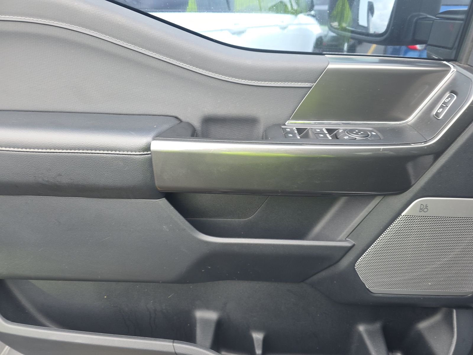 2023 Ford F-150 Hybrid XLT AWD