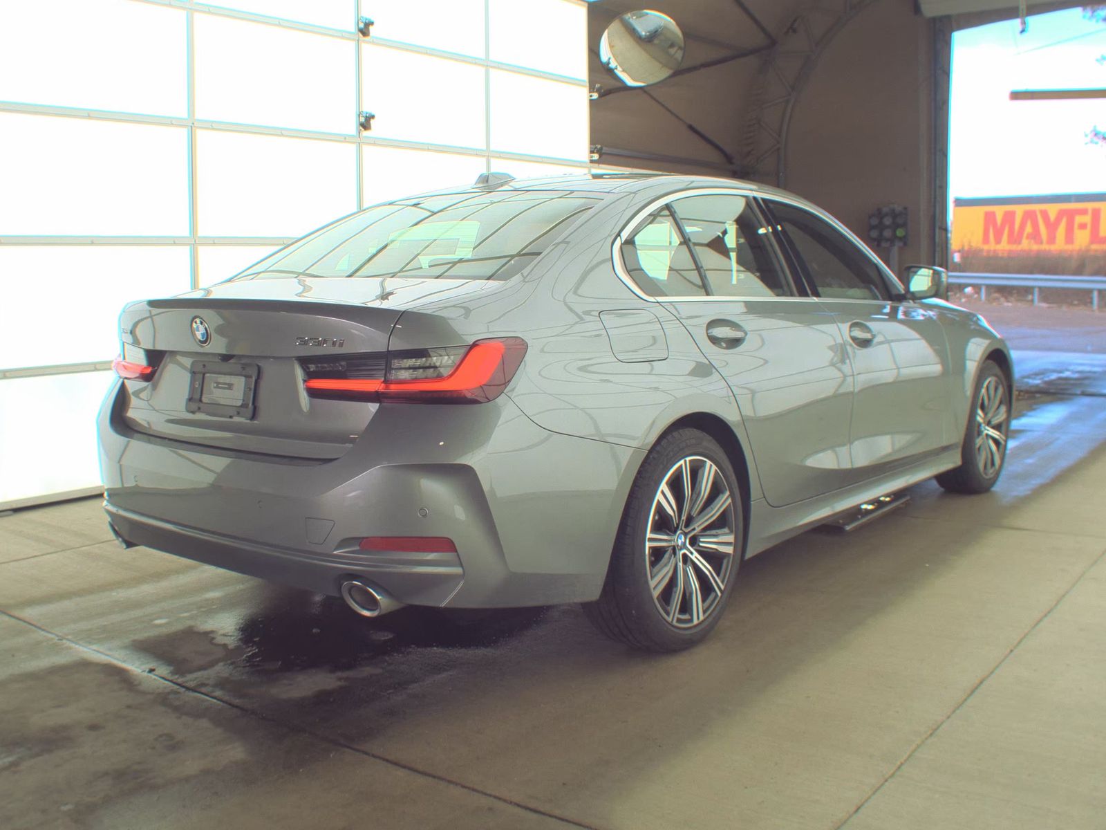 2025 BMW 3 Series 330i xDrive AWD