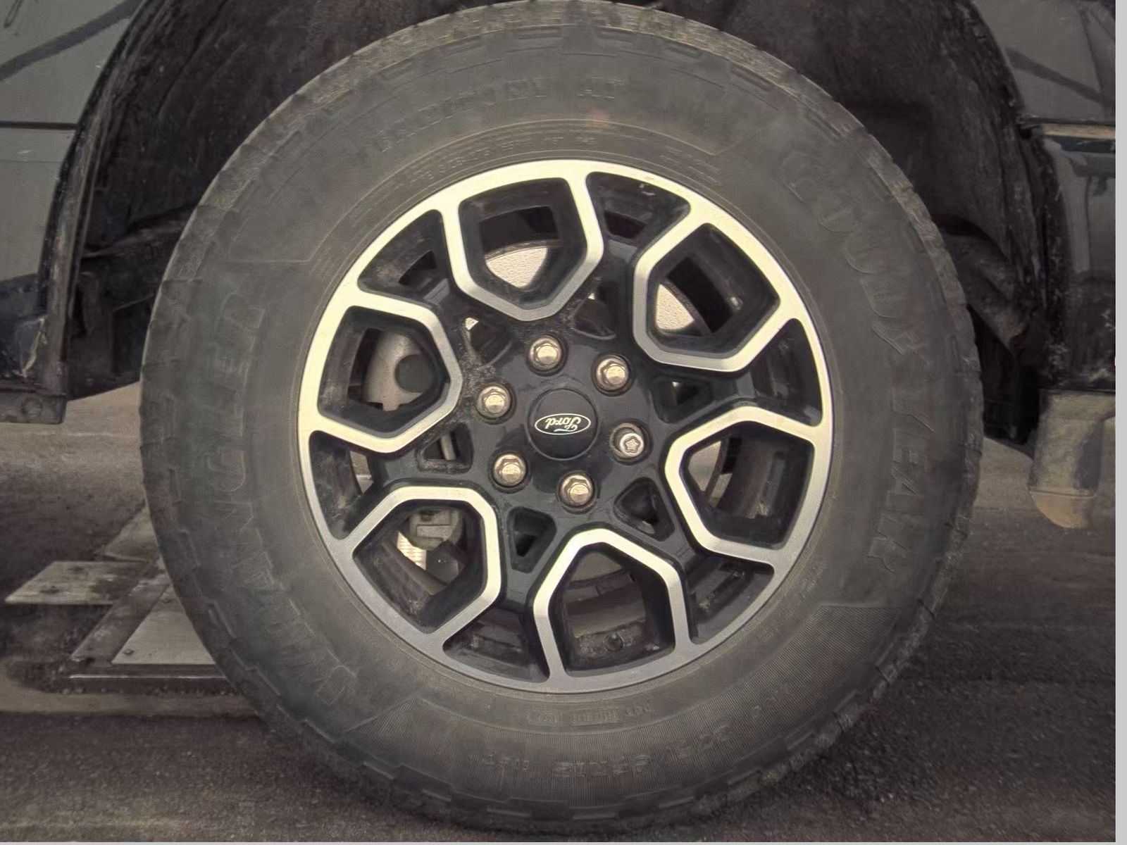 2023 Ford F-150 XL AWD