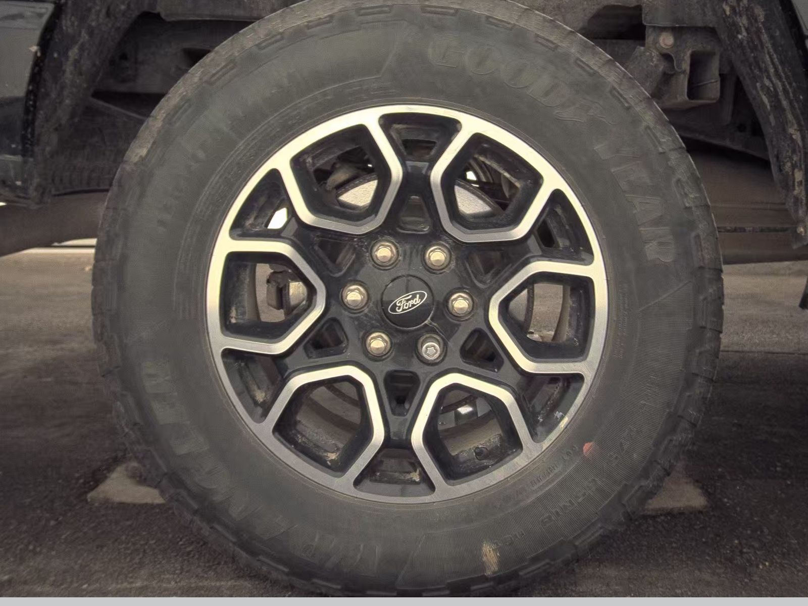 2023 Ford F-150 XL AWD