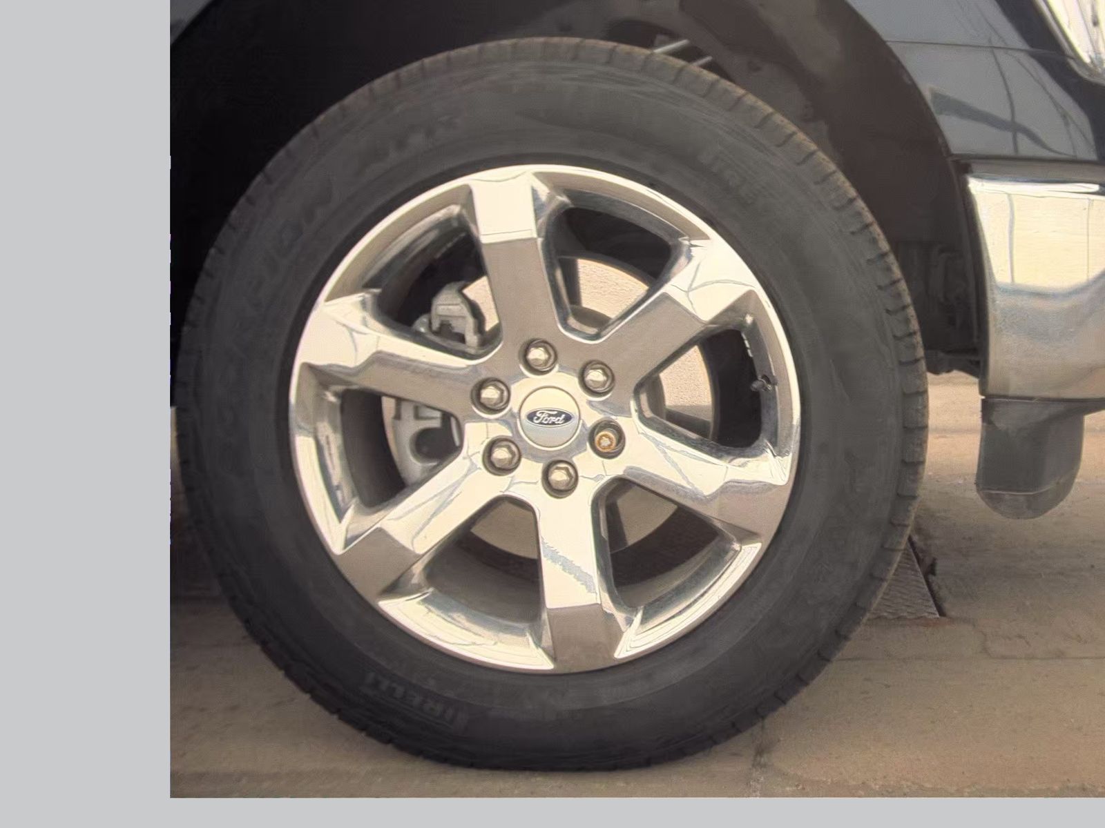 2023 Ford F-150 XLT AWD