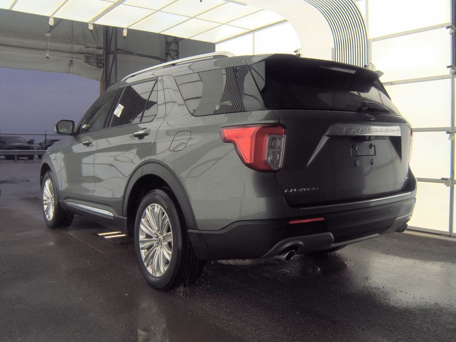 2023 Ford Explorer Hybrid Limited AWD