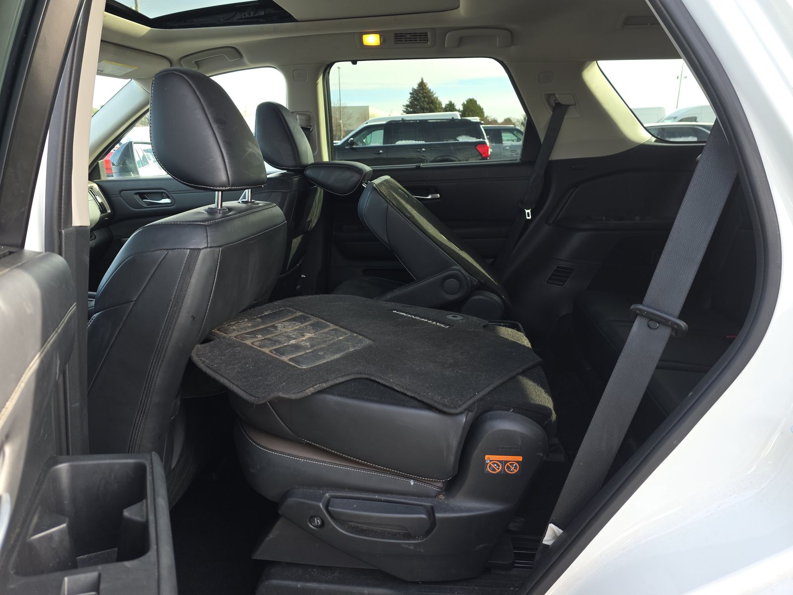 2023 Nissan Pathfinder Platinum AWD