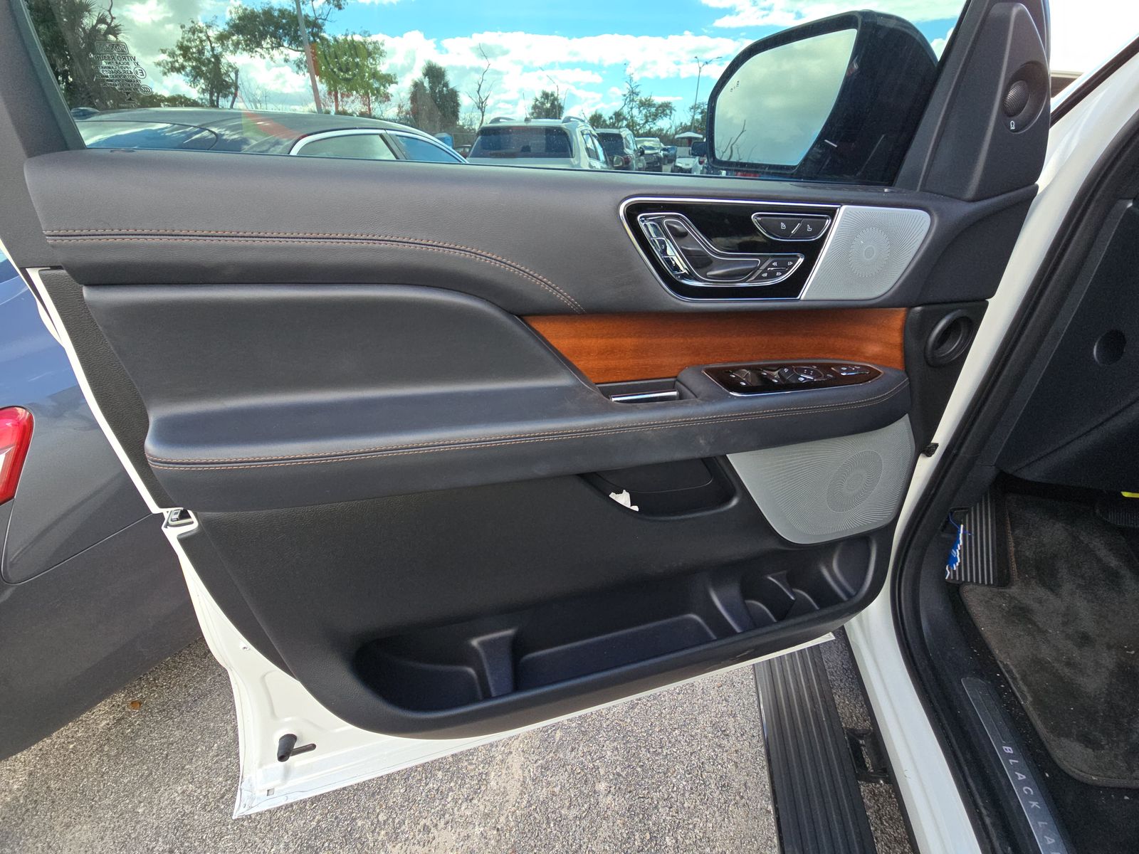 2024 Lincoln Navigator L Black Label AWD