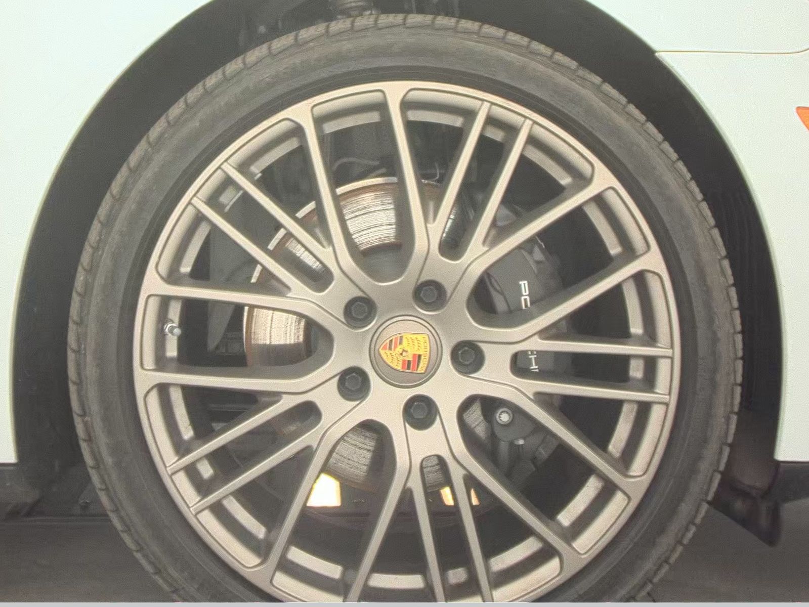 2023 Porsche Panamera 4 Platinum Edition AWD