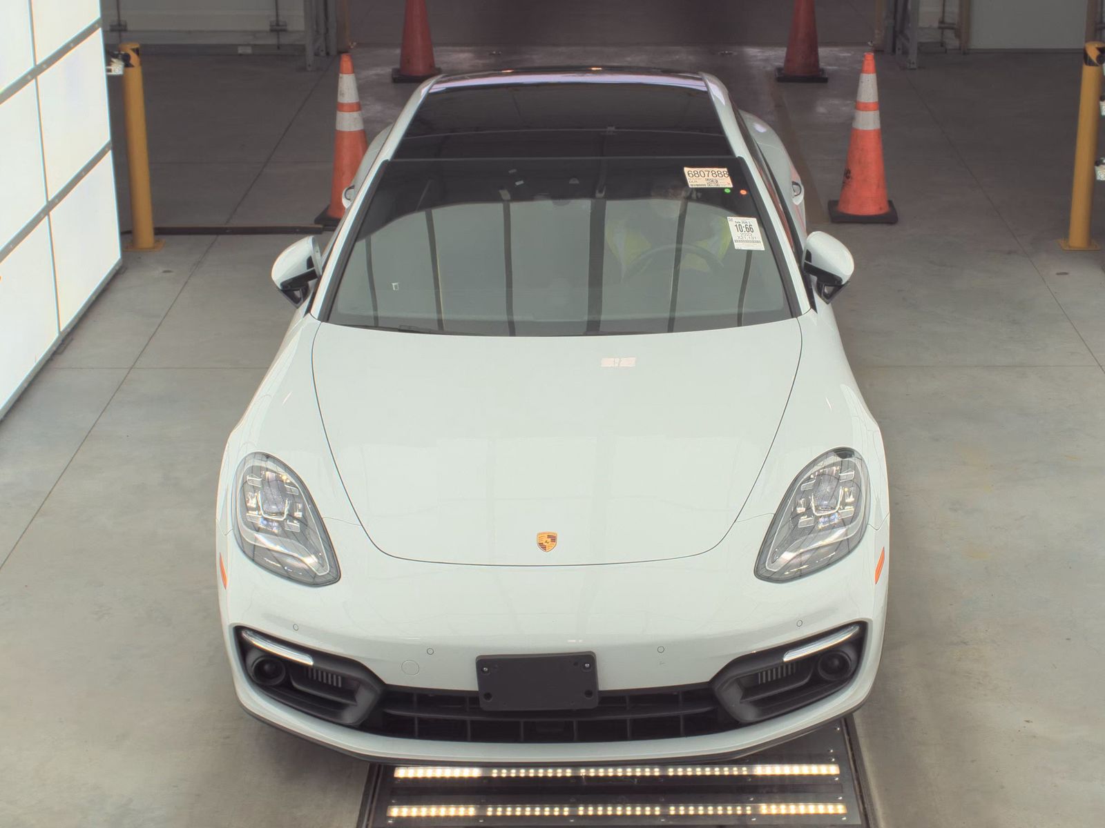 2023 Porsche Panamera 4 Platinum Edition AWD