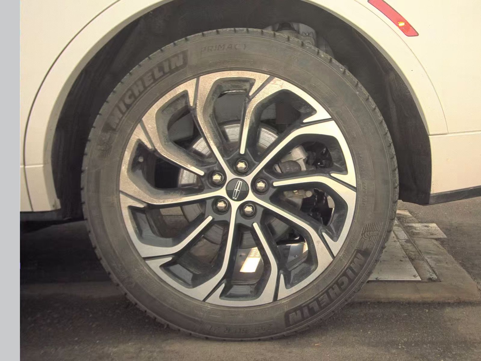 2025 Lincoln Nautilus Reserve AWD