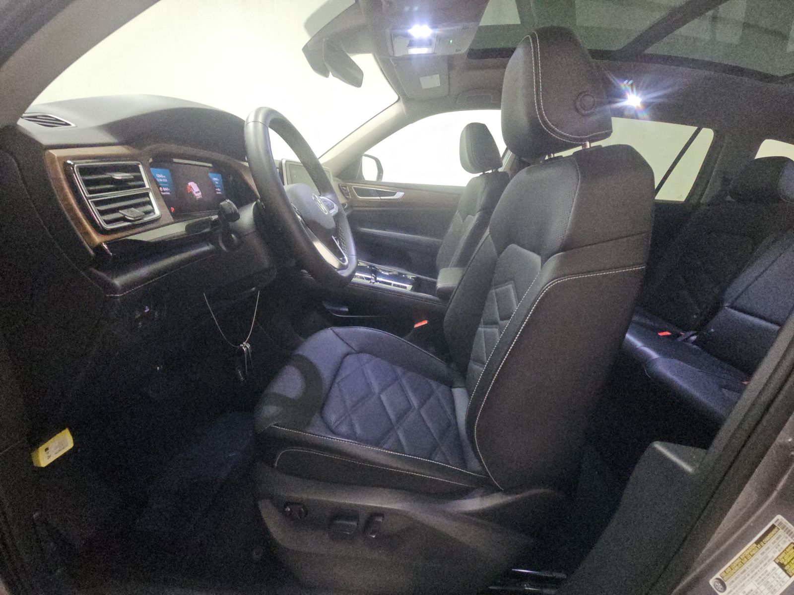 2024 Volkswagen Atlas 2.0T SE FWD