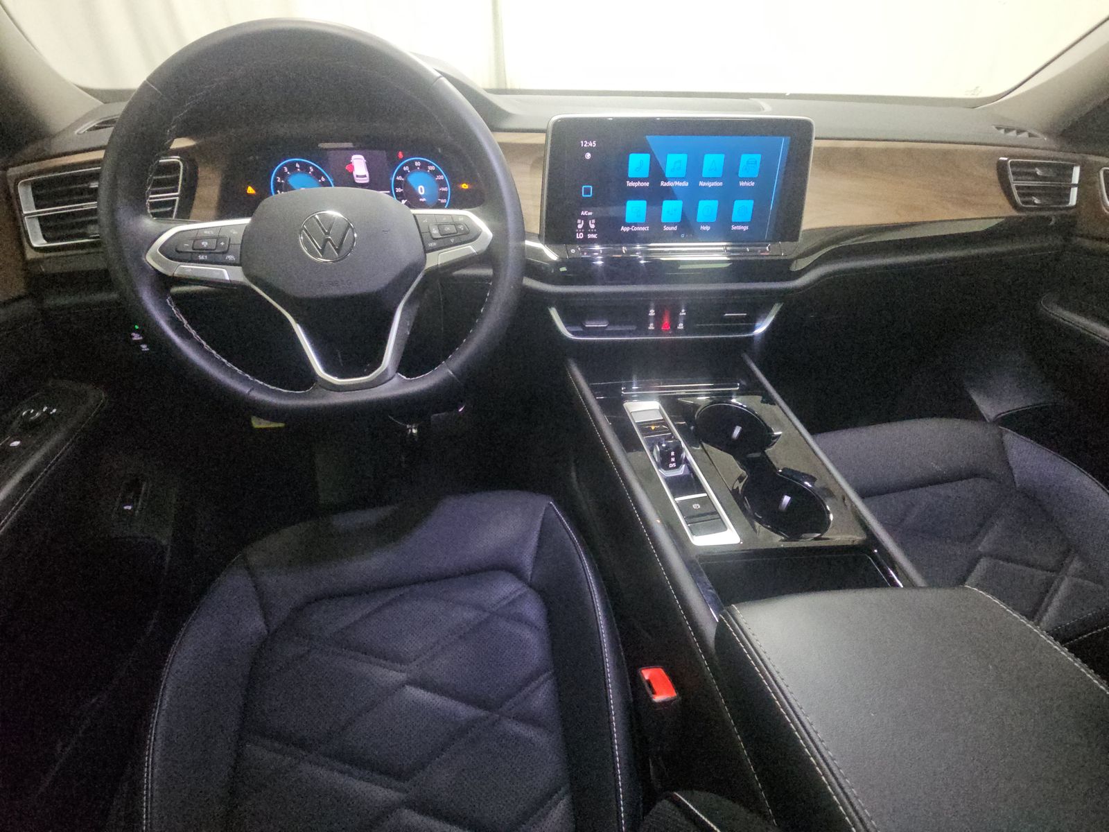 2024 Volkswagen Atlas 2.0T SE FWD