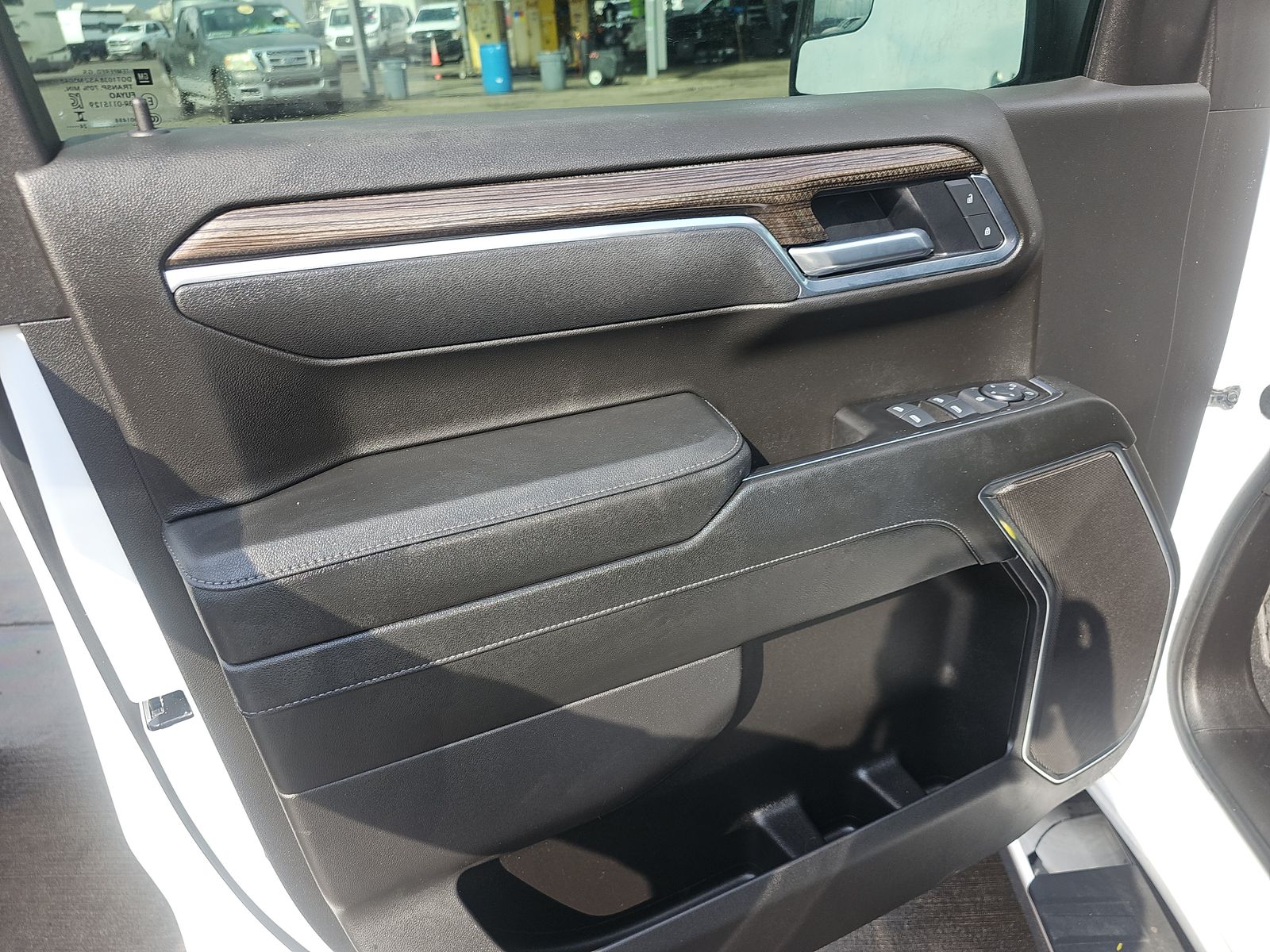 2025 Chevrolet Silverado 1500 LT RWD