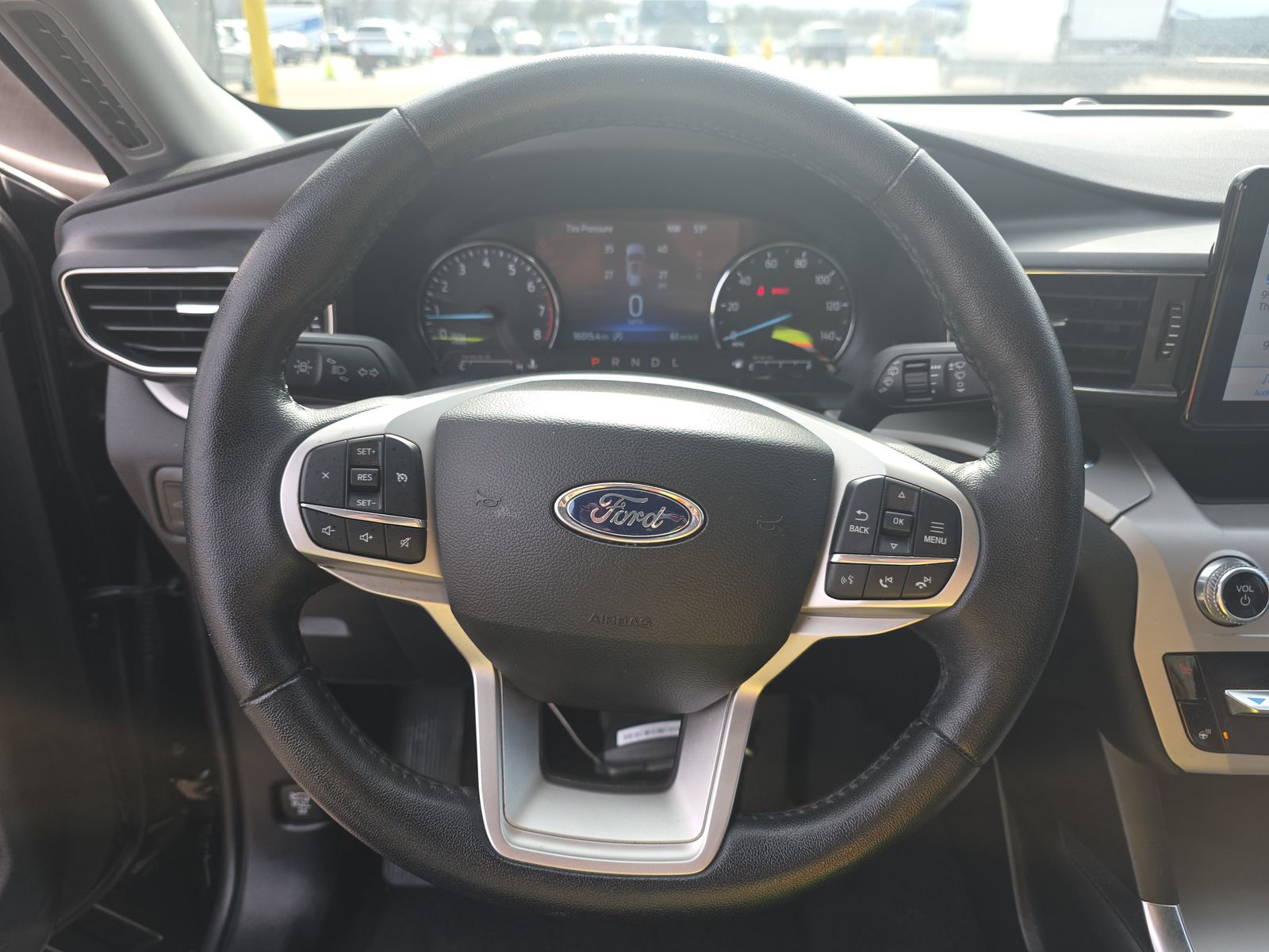 2024 Ford Explorer XLT AWD