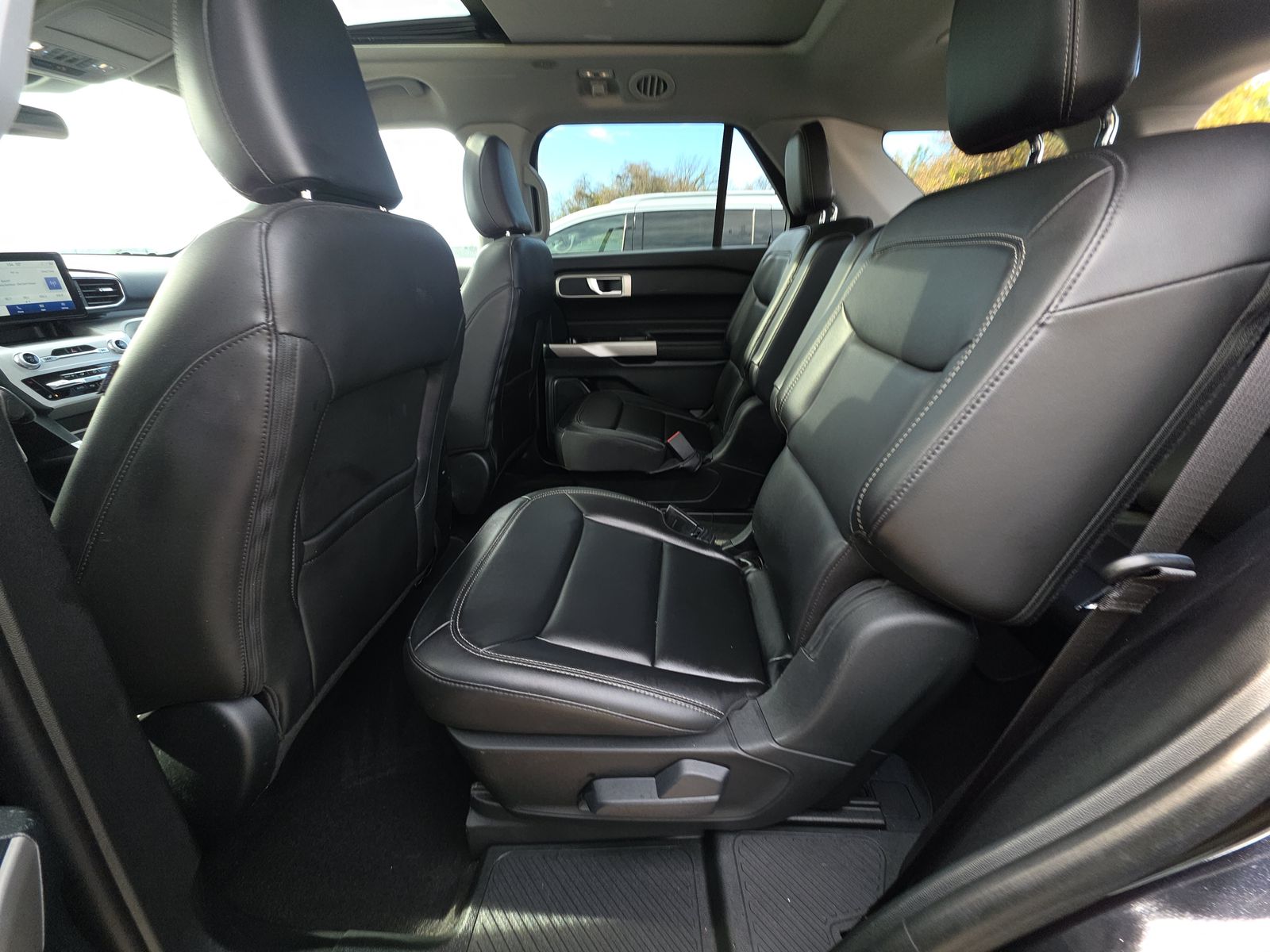 2024 Ford Explorer XLT AWD