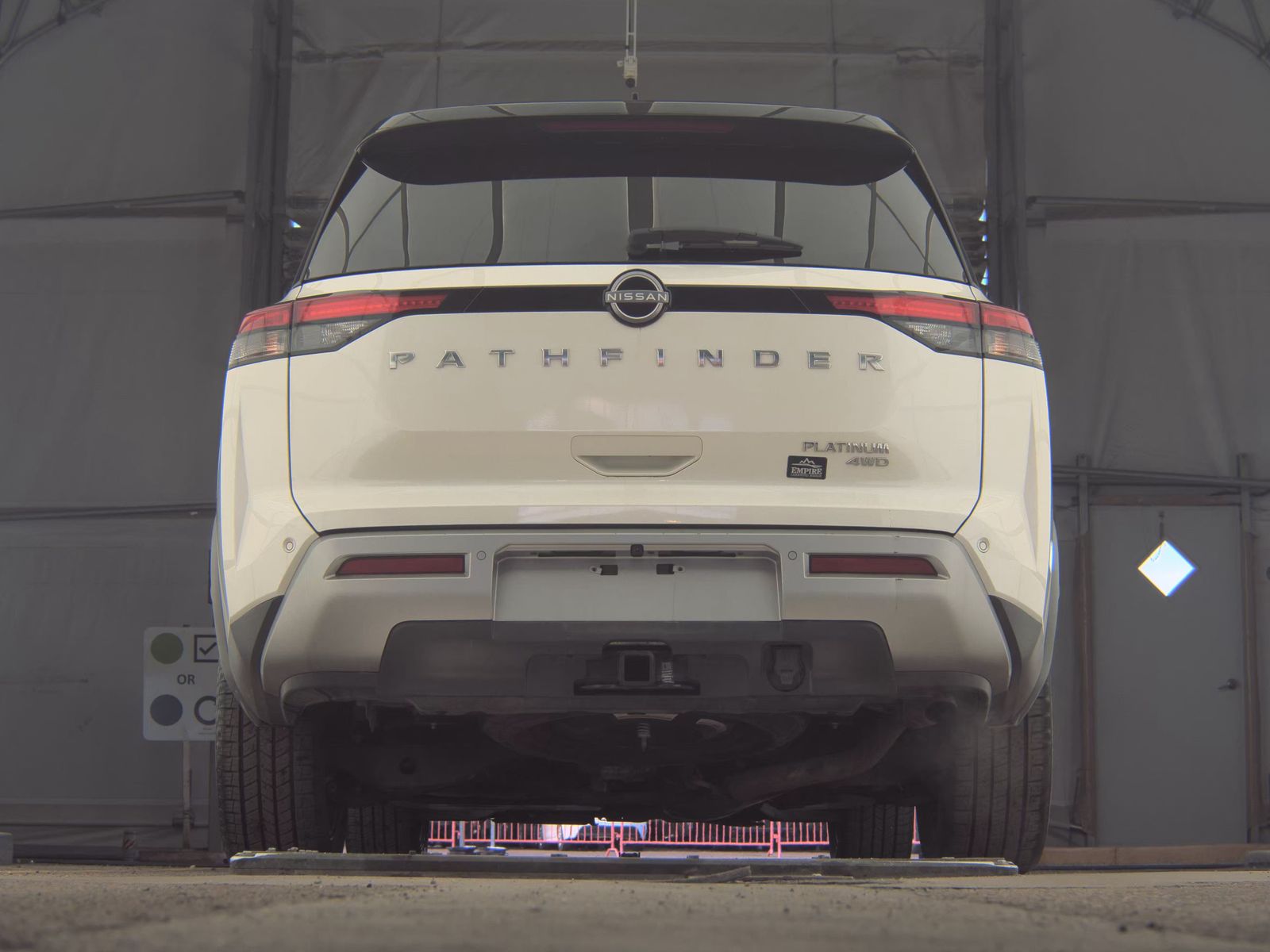 2023 Nissan Pathfinder Platinum AWD