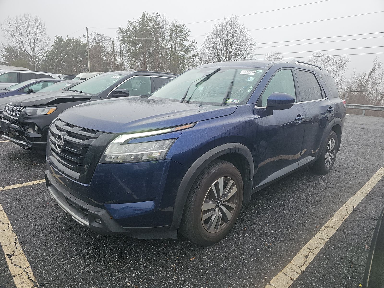2022 Nissan Pathfinder SL AWD