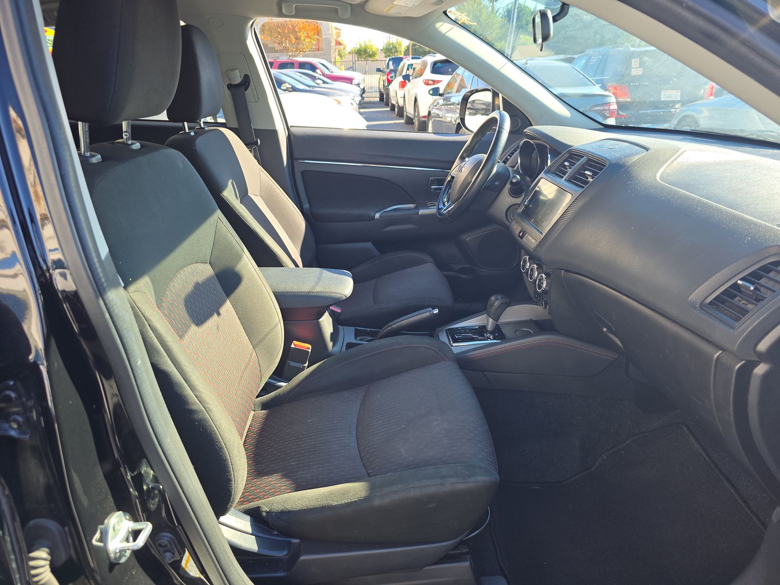 2019 Mitsubishi Outlander Sport SE FWD
