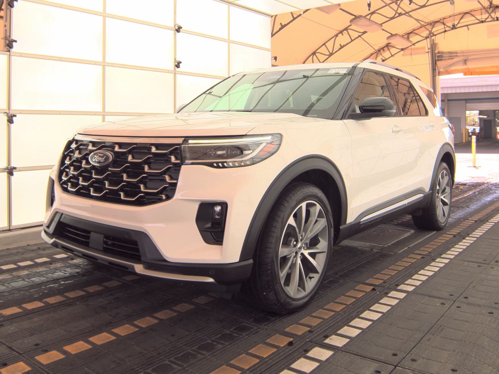 2025 Ford Explorer Platinum AWD