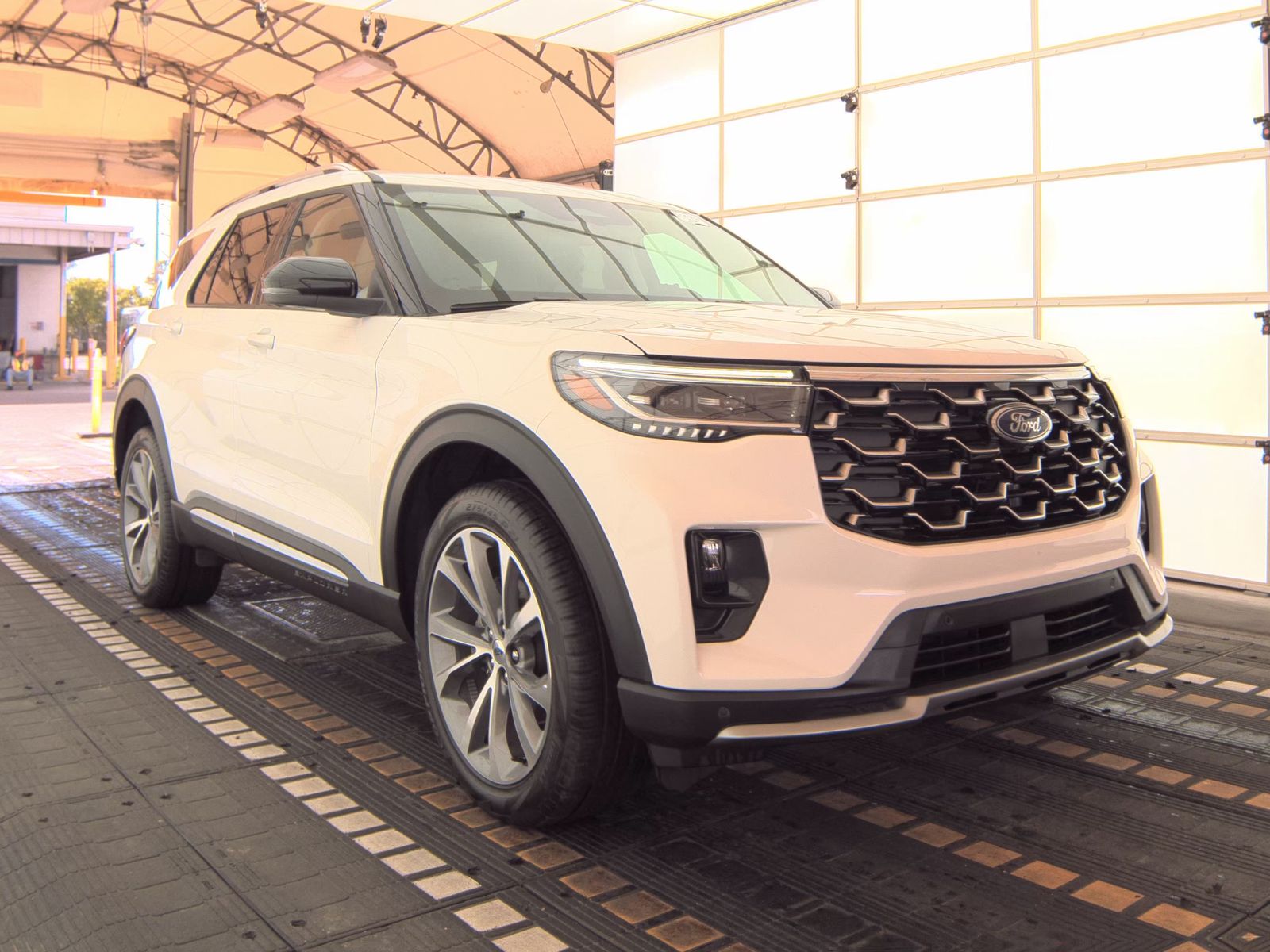 2025 Ford Explorer Platinum AWD