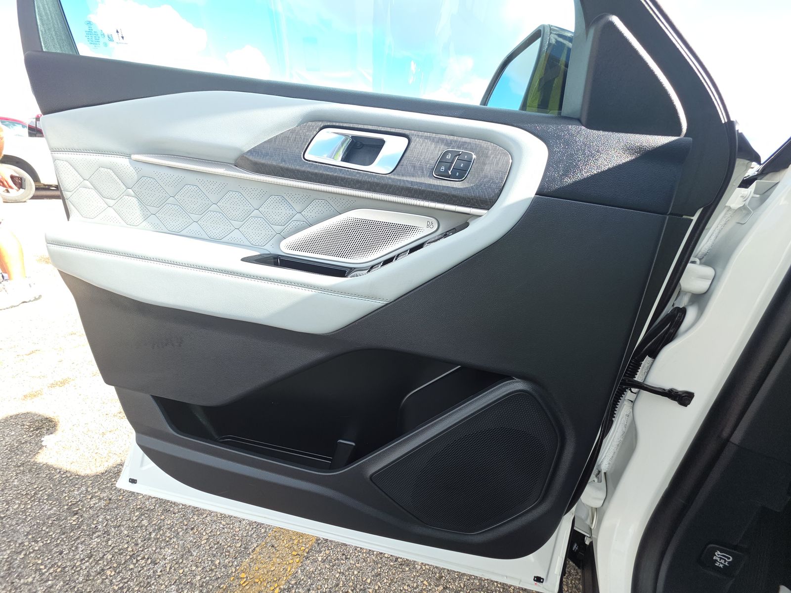 2025 Ford Explorer Platinum AWD