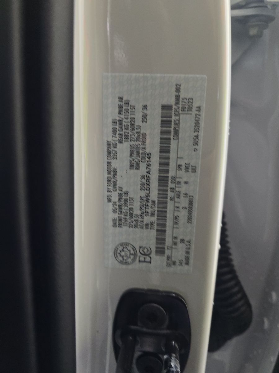 2024 Ford F-150 Hybrid Lariat AWD