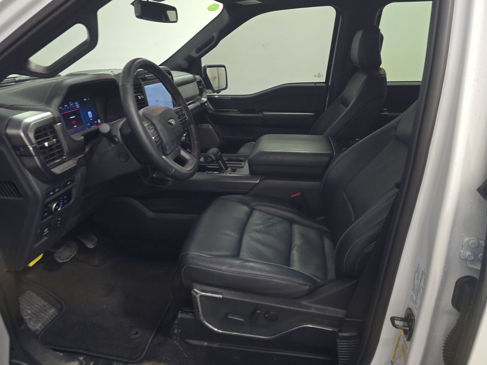 2024 Ford F-150 Hybrid Lariat AWD