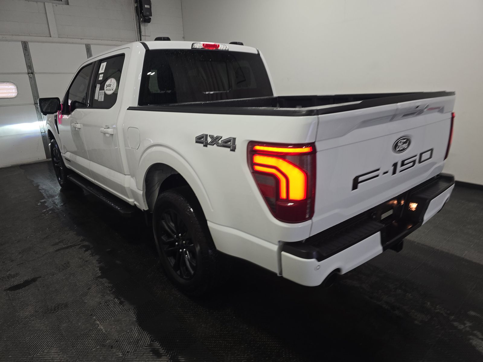 2024 Ford F-150 Hybrid Lariat AWD