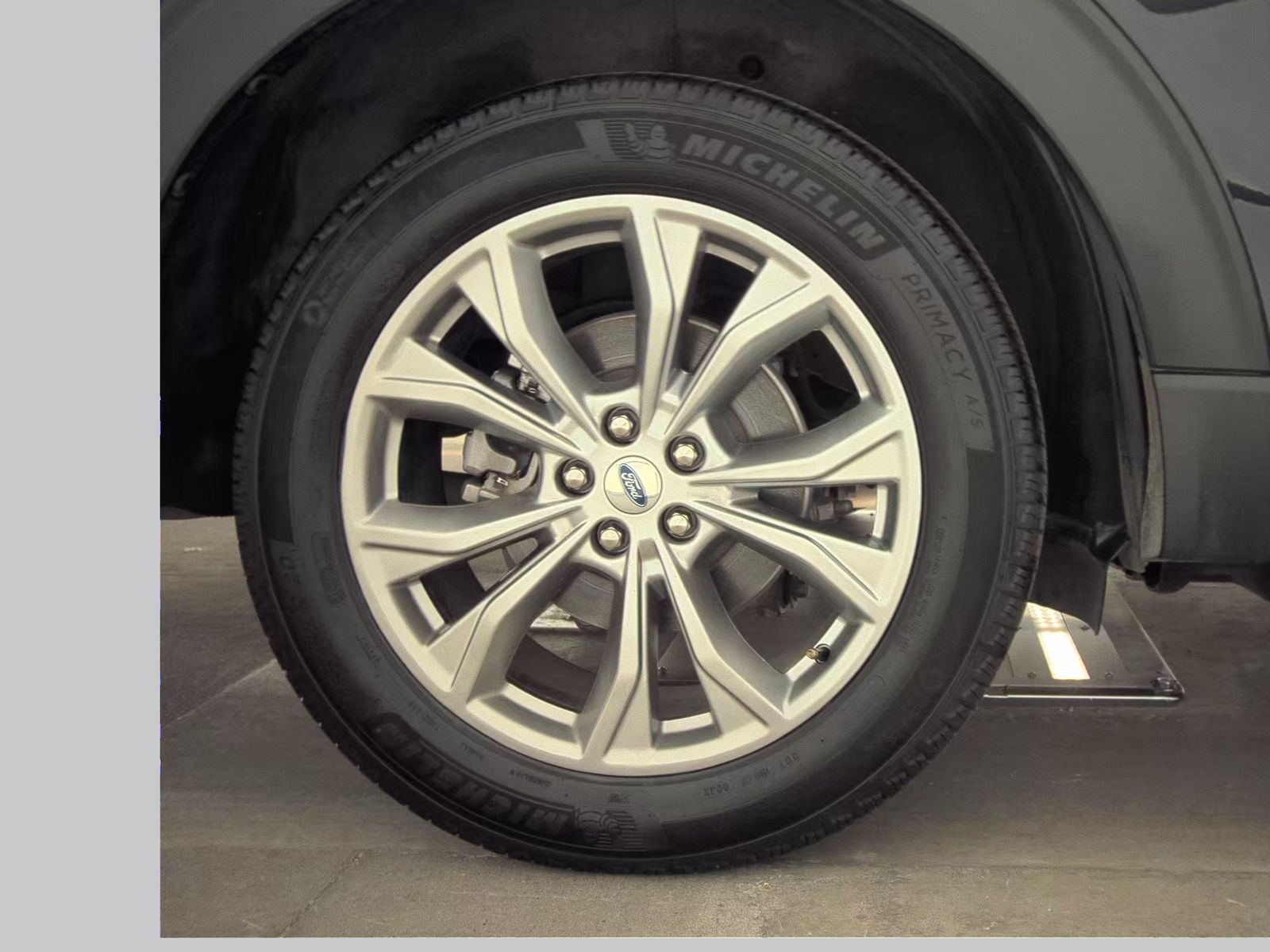 2024 Ford Explorer XLT AWD