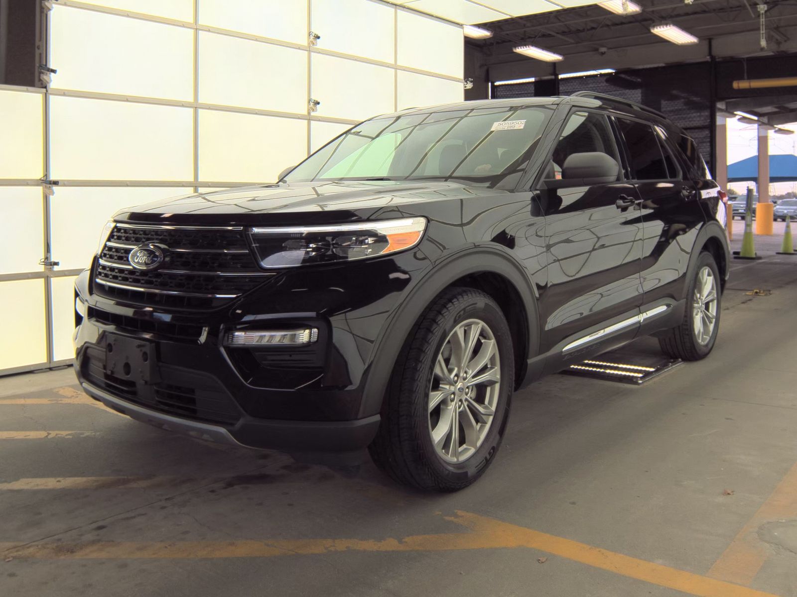 2024 Ford Explorer XLT AWD