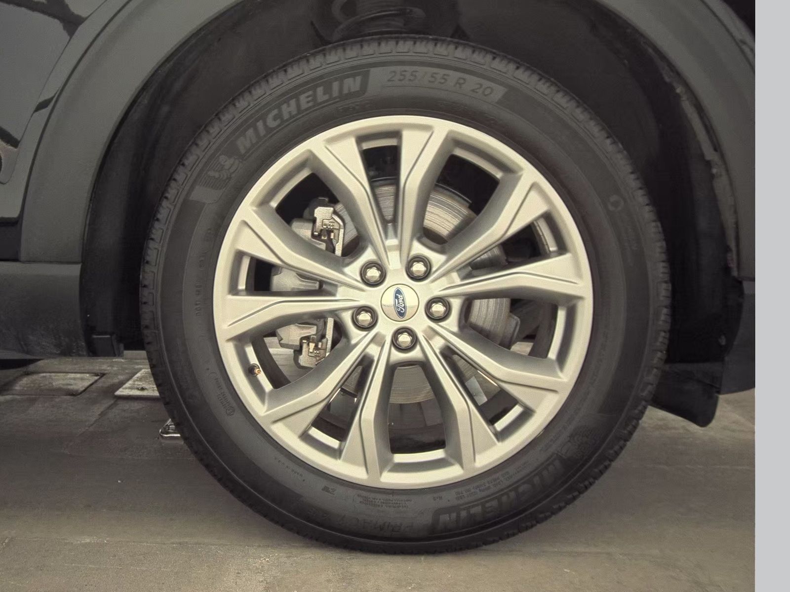 2024 Ford Explorer XLT AWD