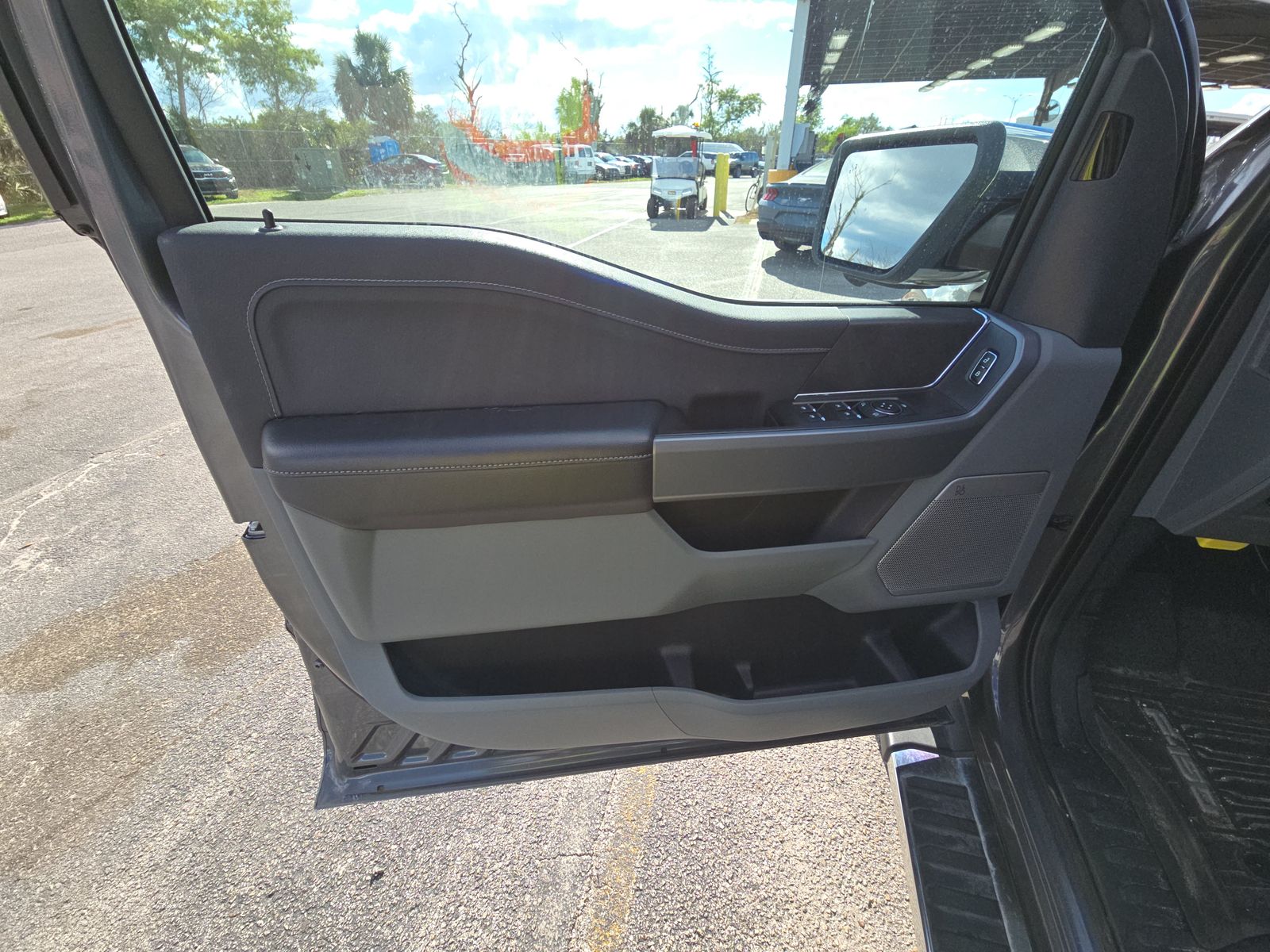 2025 Ford F-150 XLT AWD