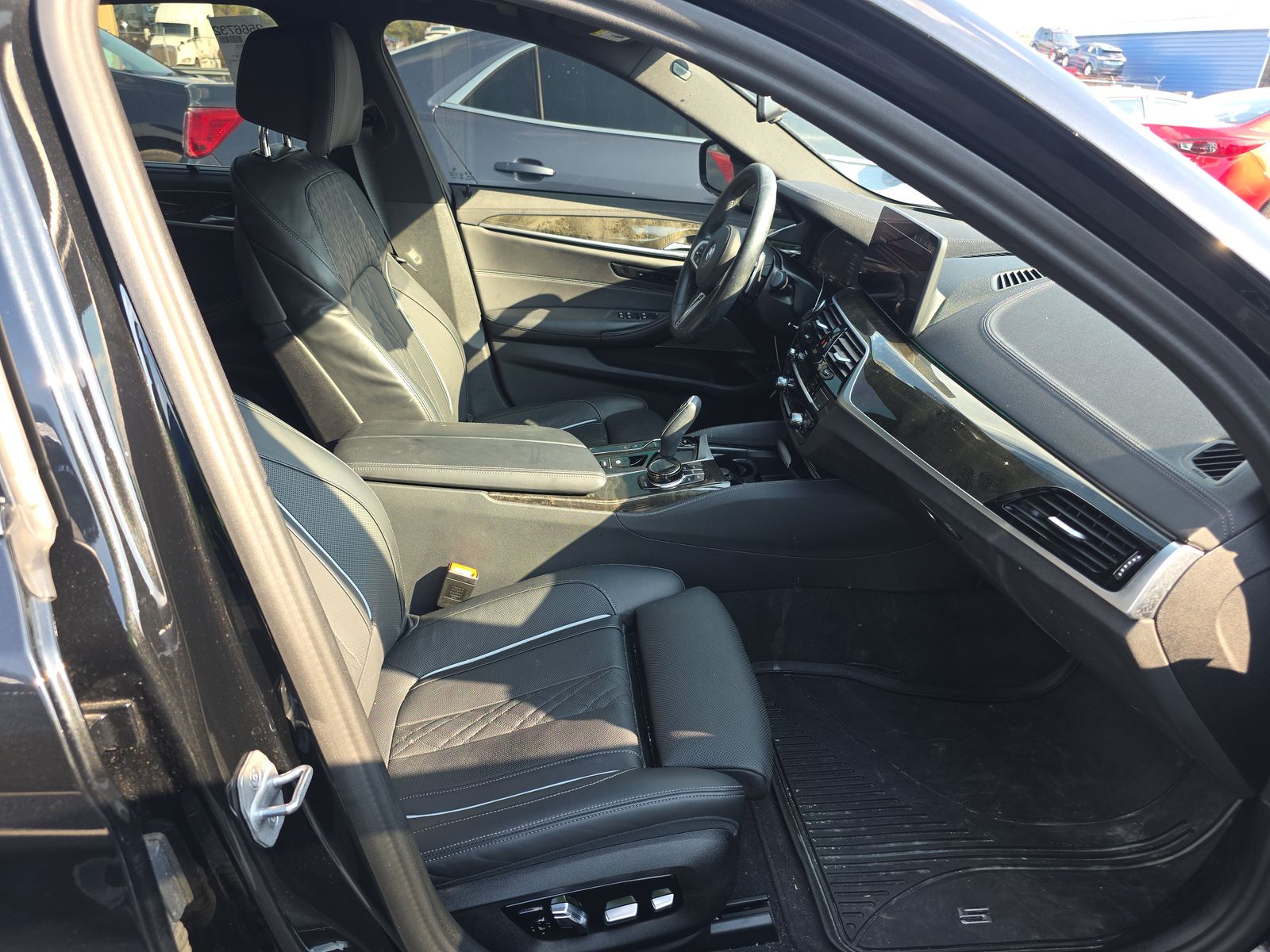 2023 BMW 5 Series M550i xDrive AWD