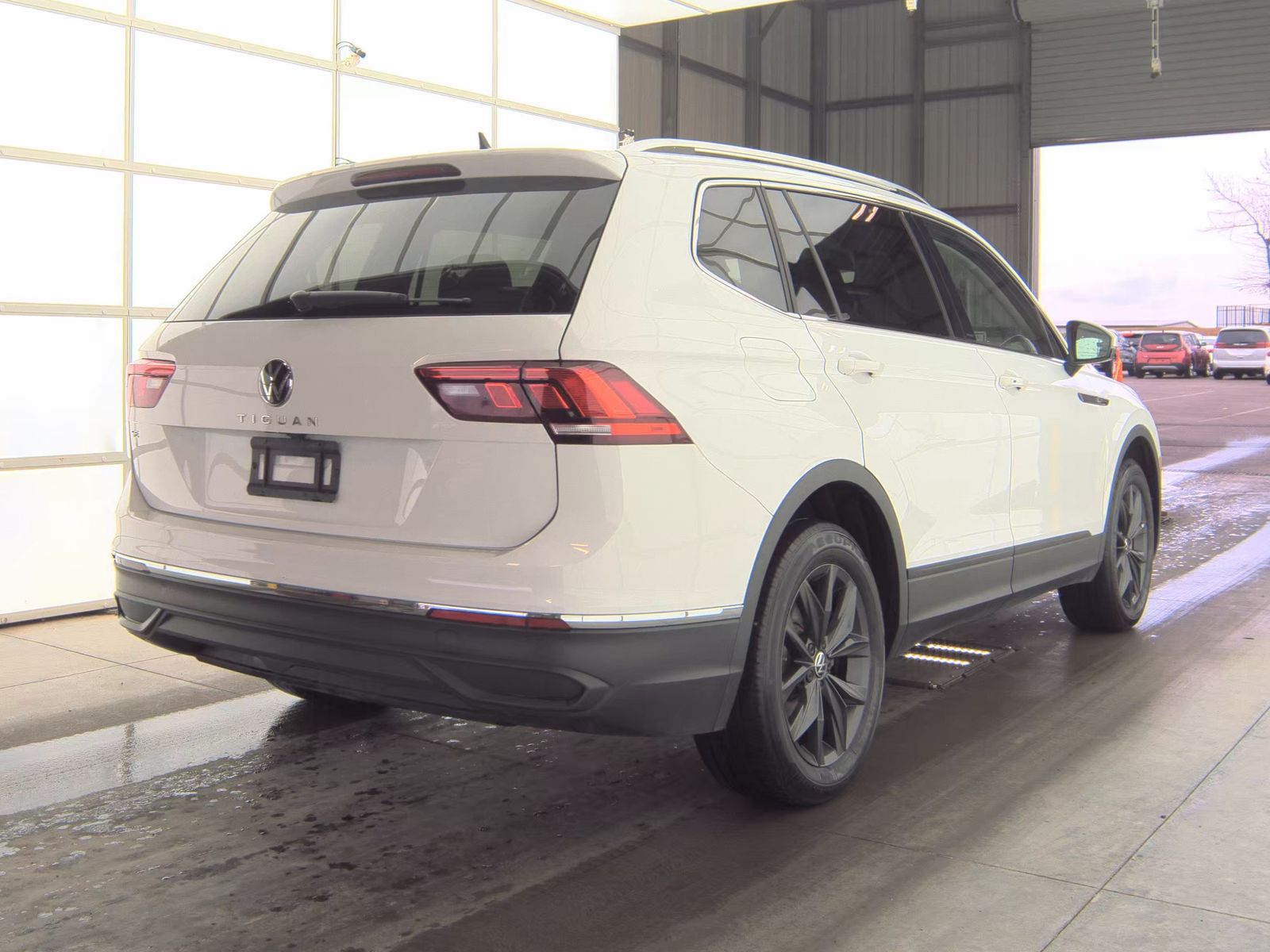 2024 Volkswagen Tiguan 2.0T SE FWD