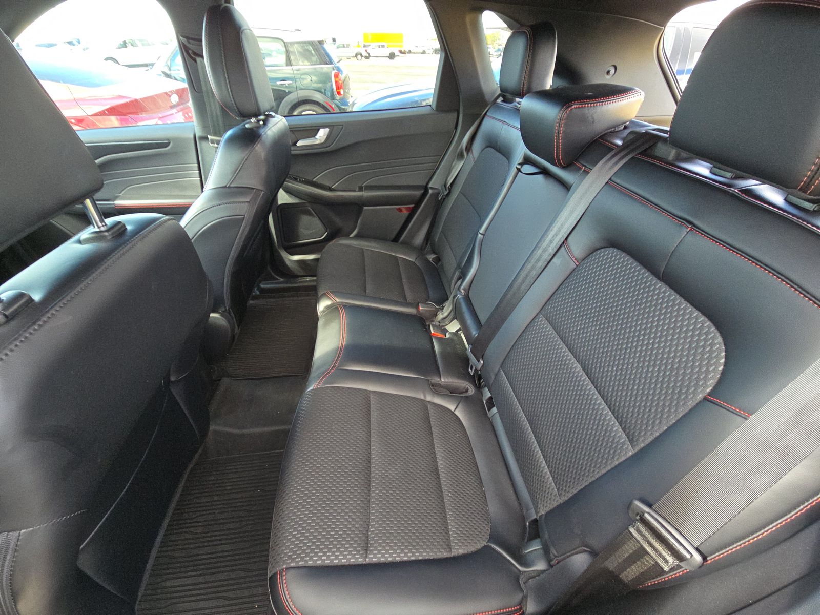 2025 Ford Escape Hybrid ST-Line FWD