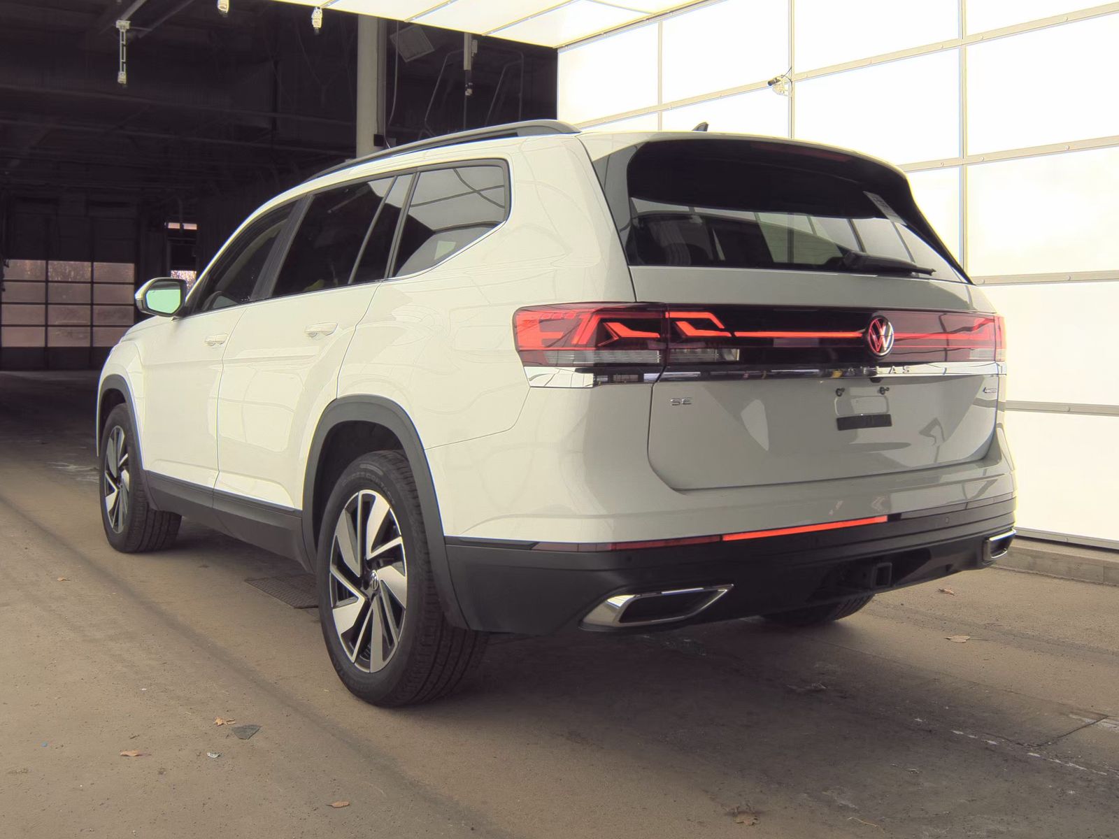 2025 Volkswagen Atlas 2.0T SE AWD