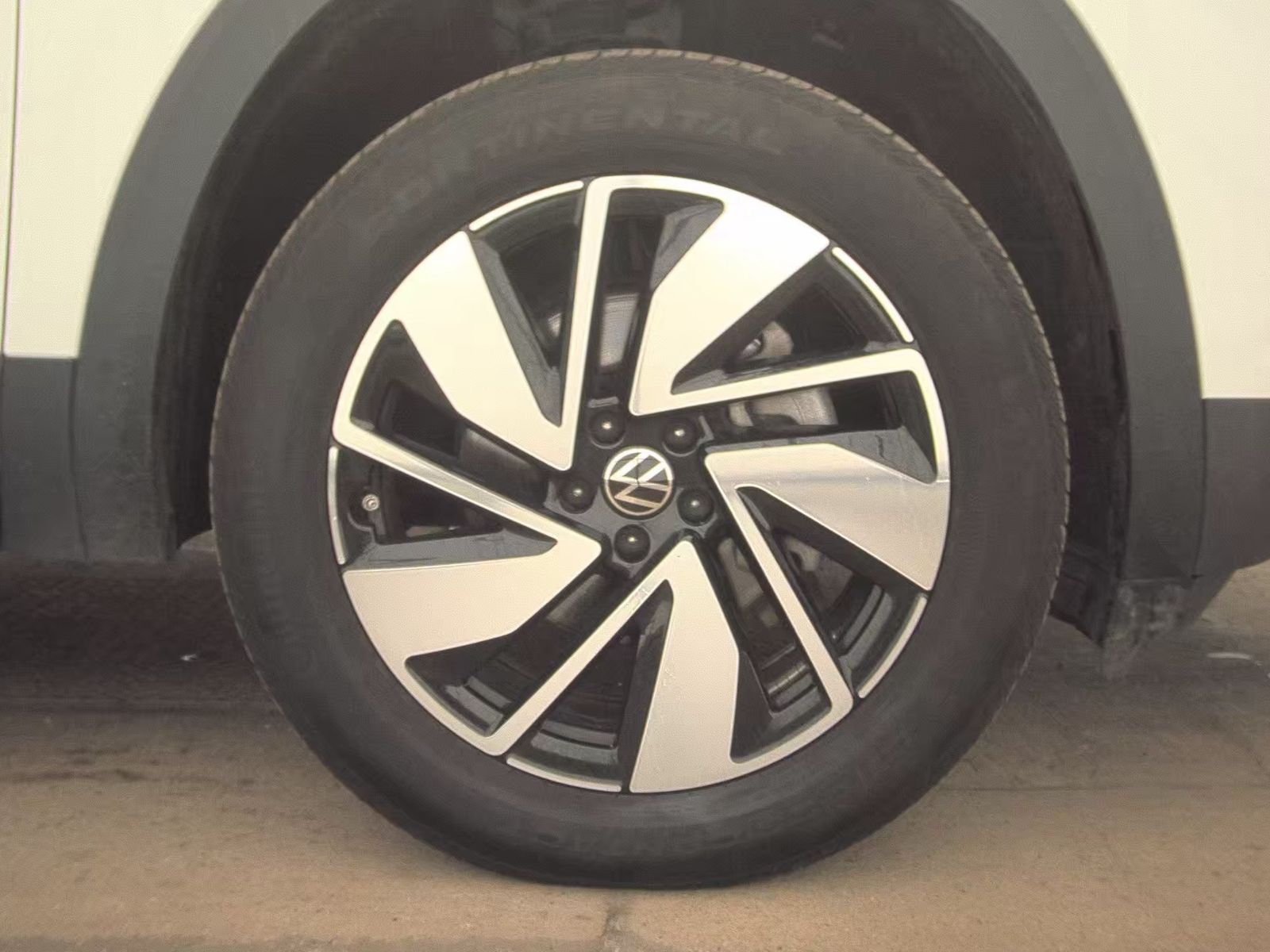 2025 Volkswagen Atlas 2.0T SE AWD