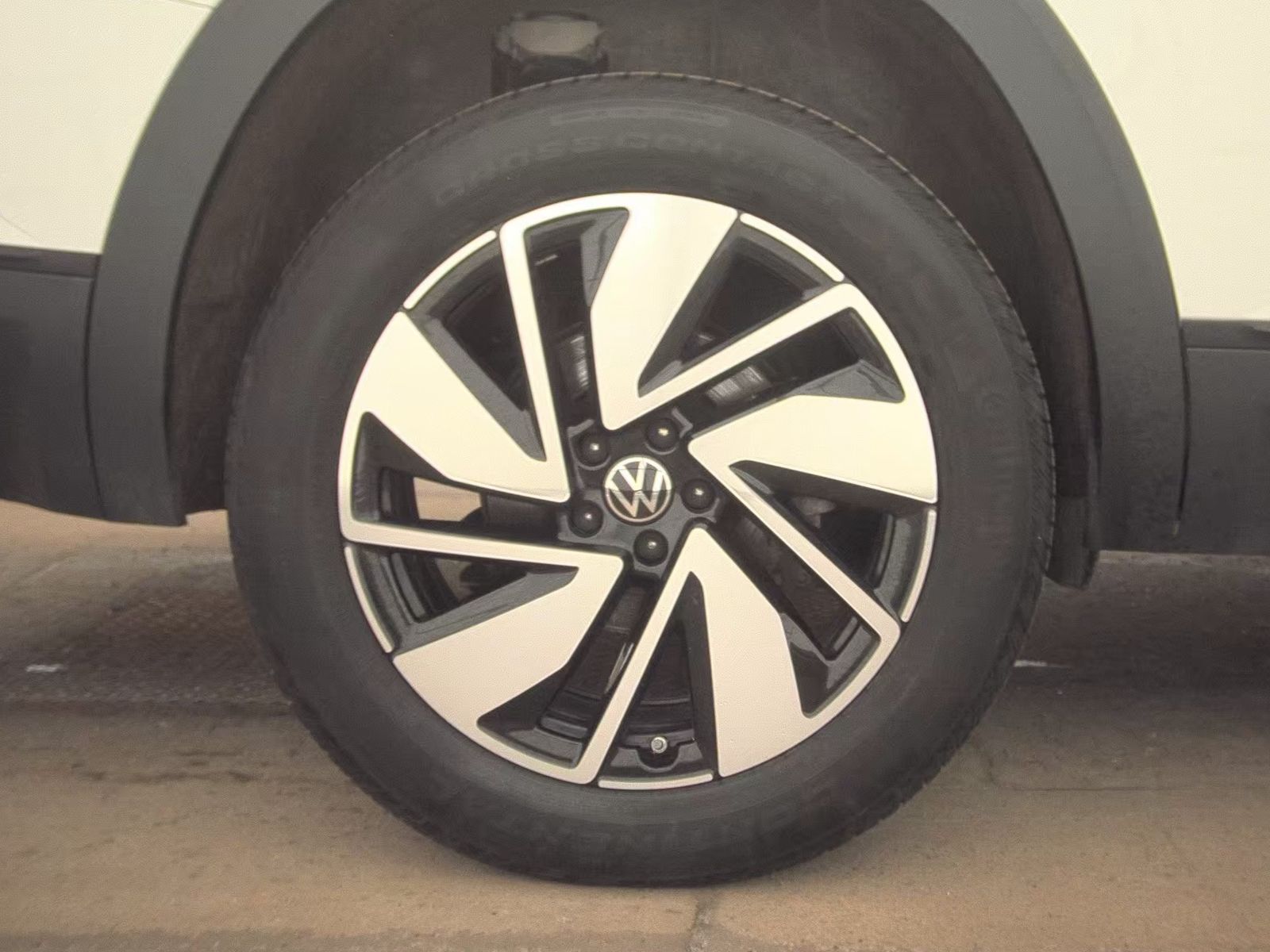 2025 Volkswagen Atlas 2.0T SE AWD