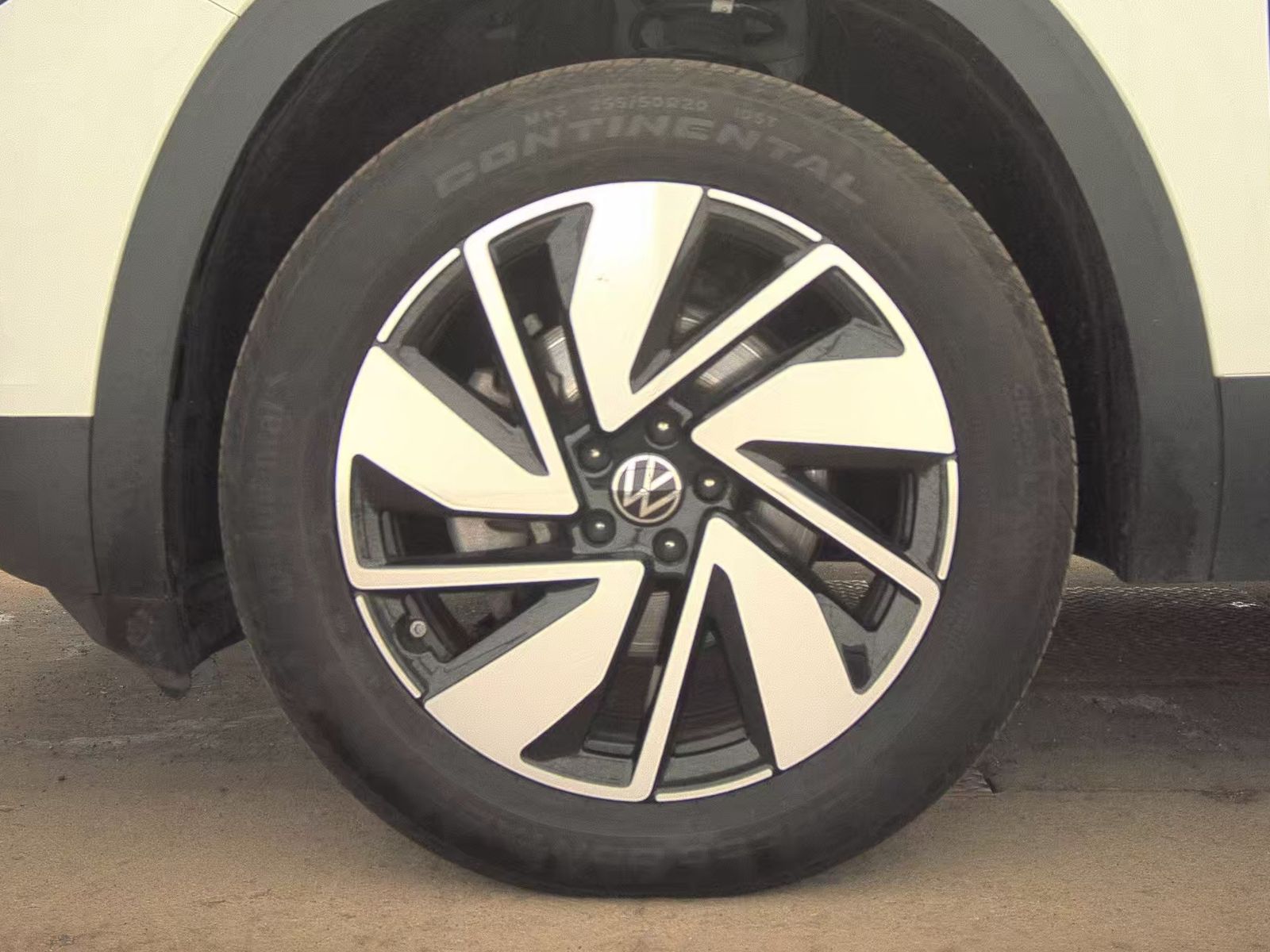 2025 Volkswagen Atlas 2.0T SE AWD