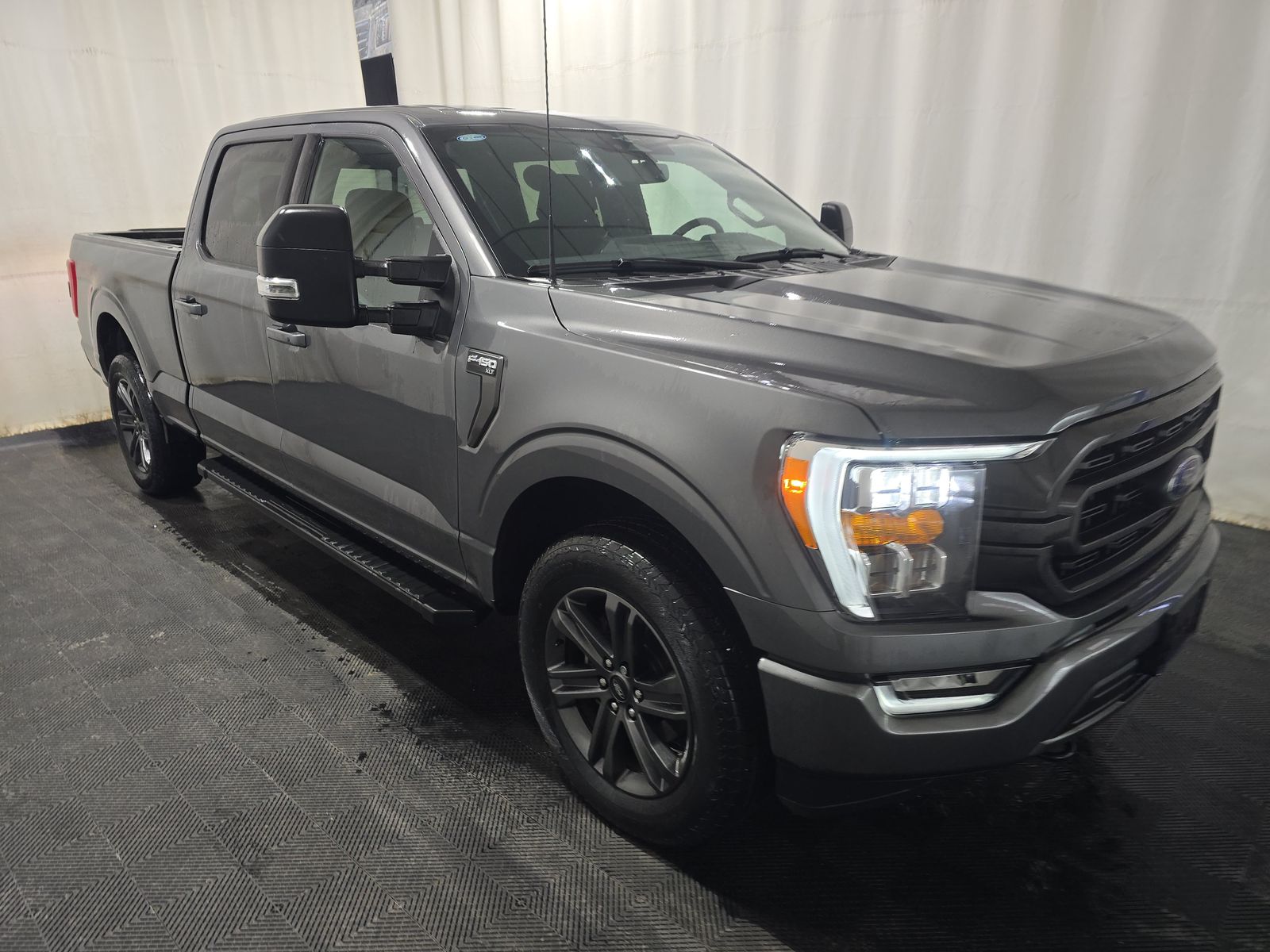 2023 Ford F-150 XLT AWD