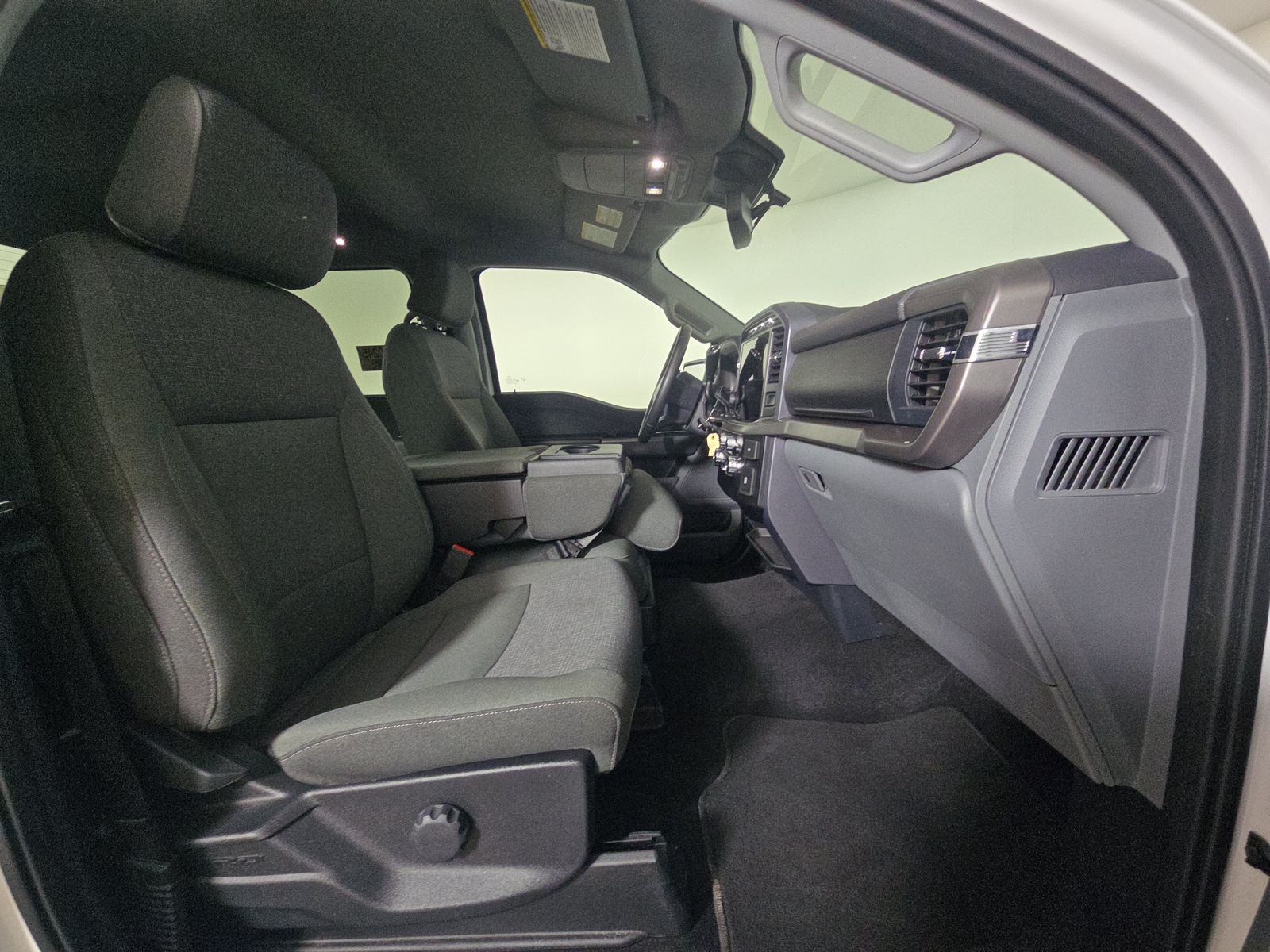 2024 Ford F-150 XLT AWD